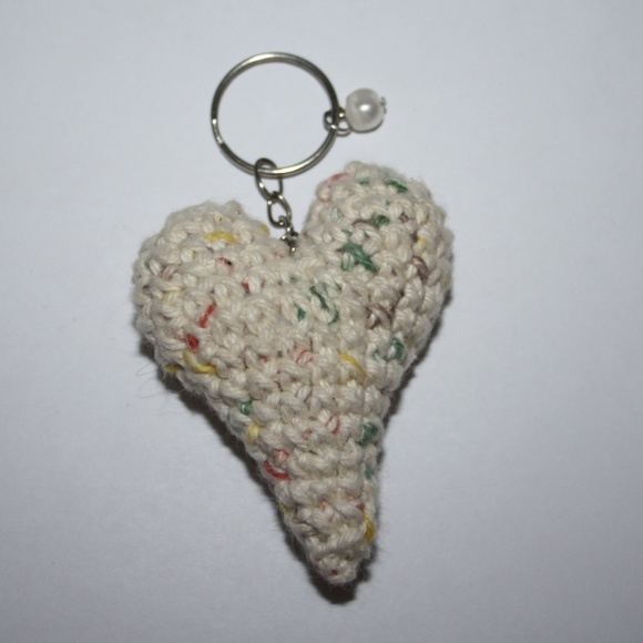 NWoT June Heart key chain cotton Real Pearl